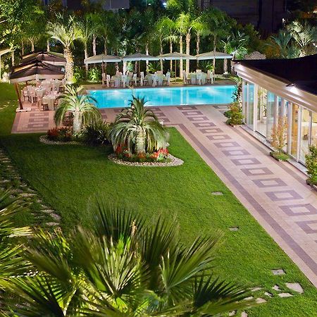 Hotel Ares Понтиния Экстерьер фото